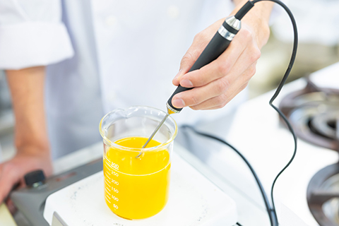 微生物の力を借りて食品の濁りを取るいくつかの方法