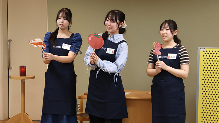 葛飾区立中央図書館にて食育のおはなし会を実施しました。