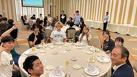【管理栄養学科１年生】テーブルマナー講座を受講しました。