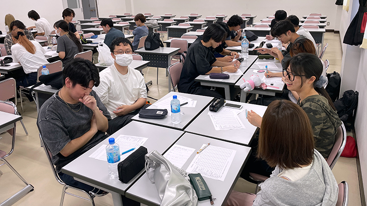 スポーツ・リクリエーションの授業を実施しました。