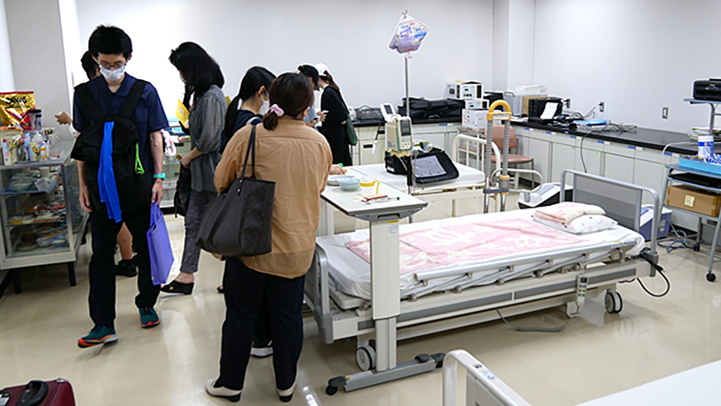 学内見学
