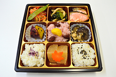 「かつしかの元気食堂」新作メニュー弁当販売先行試食会